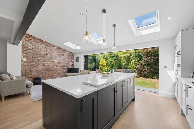 45, Brooklawn Drive, Didsbury photo 4