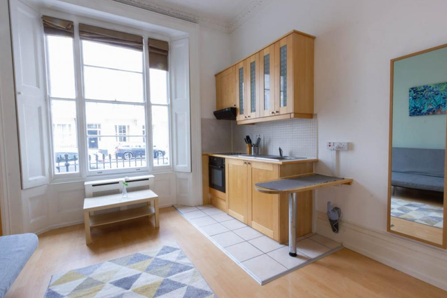 Flat 01, Belgrave Road, Pimlico photo 3