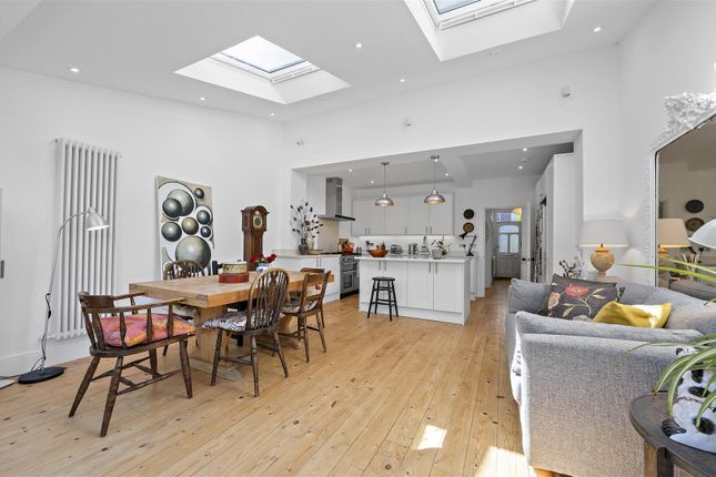 32, Tolverne Road, West Wimbledon photo 4