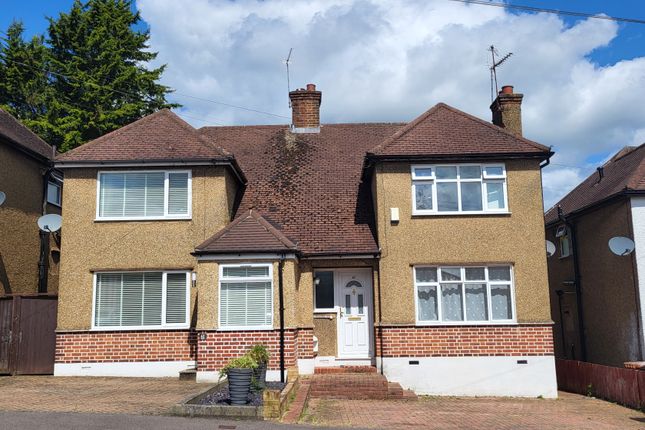 Thumbnail Semi-detached house to rent in Beechcroft Avenue, Croxley Green