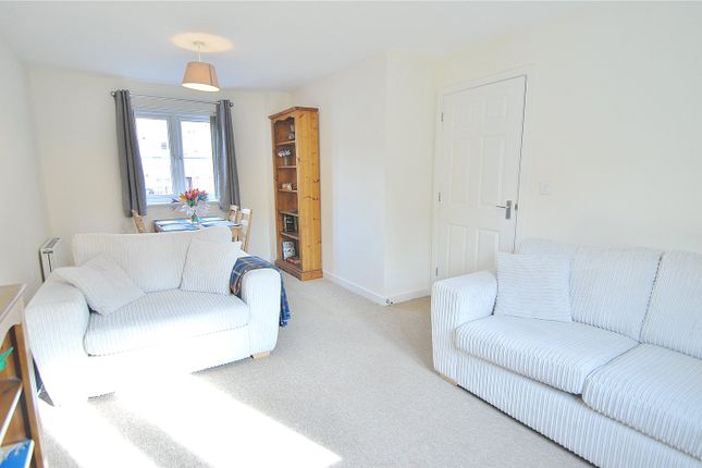 121, Jack Russell Close, Gloucestershire photo 3