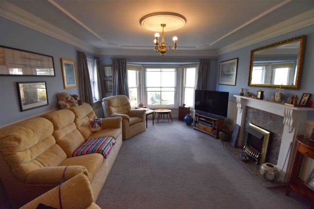 Flat for sale in Flat 11, Wimbledon Court, Tenby
