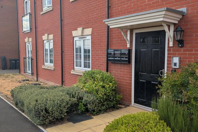 30, Harrier way, Hardwicke, Gloucestershire photo 2