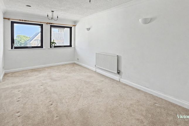 8, The Groves, Crescent Road, Ivybridge photo 3