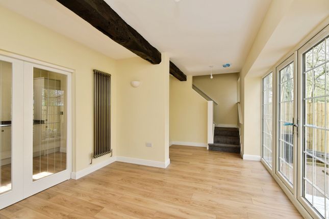 3, Madeley Manor, Cheshire photo 3