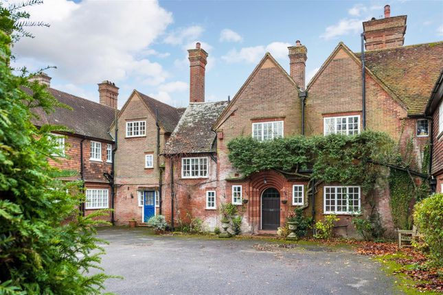 Country house for sale in Deans Lane, Walton On The Hill, Tadworth