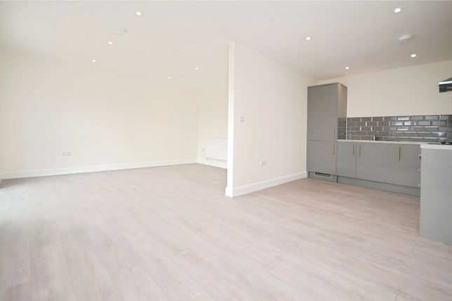 Flat 1, Camelia House, 49, Braintree Road, Essex photo 5