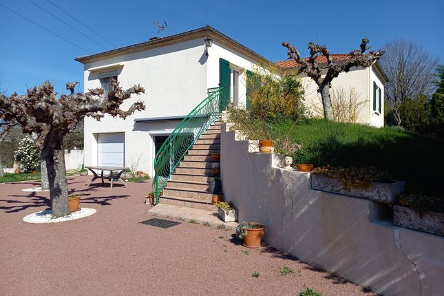 Thumbnail Villa for sale in Cancon, Aquitaine, 47290, France