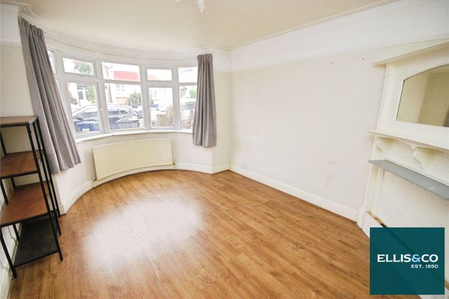 43, Sandringham Road, Golders Green photo 2