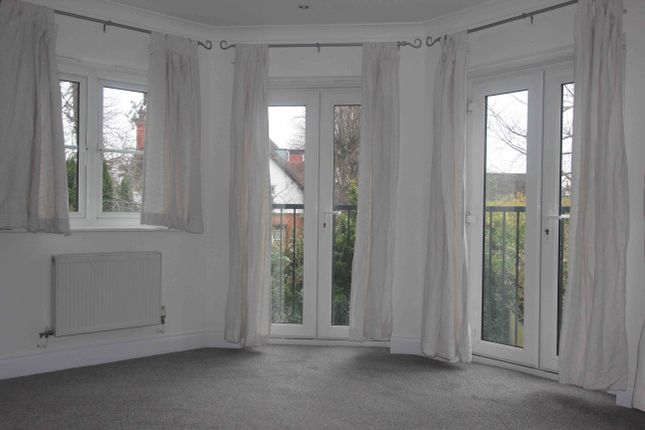 6, Regents Place, Maidenhead photo 4