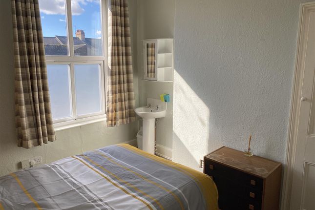 Room to rent in Grafton Street, Hull