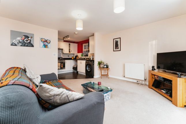 130, Dobede Way, Ely photo 3