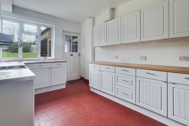 45, Ward Avenue, Cowes photo 4