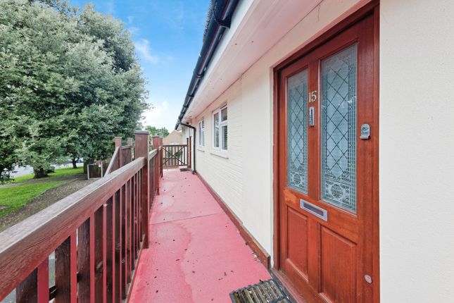 Flat 15, Wansum Court,, The Oaks, Birchington photo 2