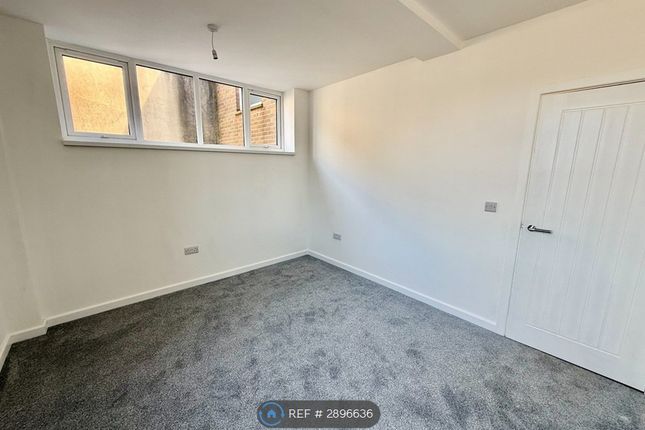 Flat, Market Place, Mansfield photo 3