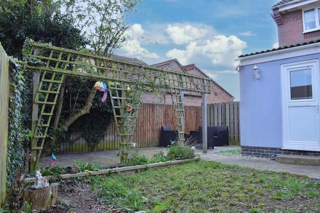 56, Lacey Green, Newark photo 4