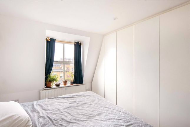 Flat to rent in Lord Palmerston Apartments, 45 Hewlett Road, London
