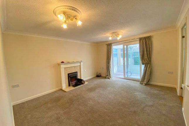 12, Minehead Close, Corby photo 4