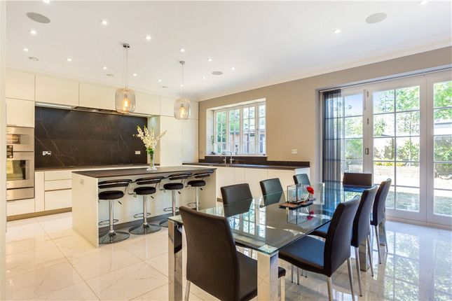 Pinecrest,, Coombe Hill Road, Surrey photo 2
