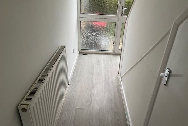 52 Brendon Avenue, Luton photo 2