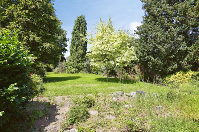 Casa Mia,, Bellemoor Road, Hampshire photo 3