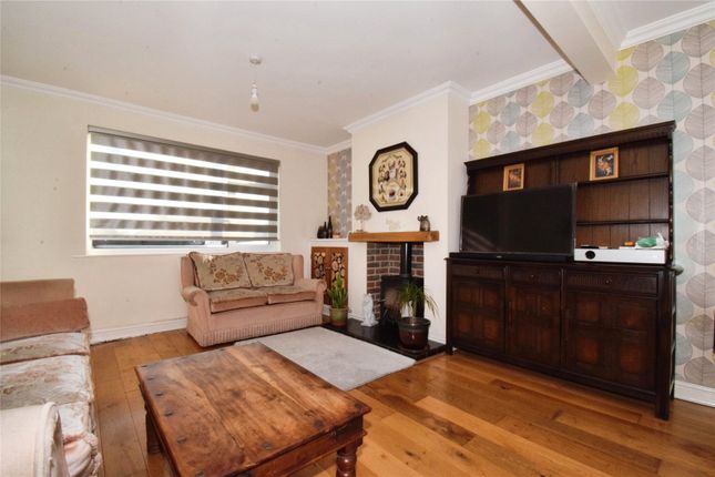 64, Stonehill Avenue, Leicester photo 3
