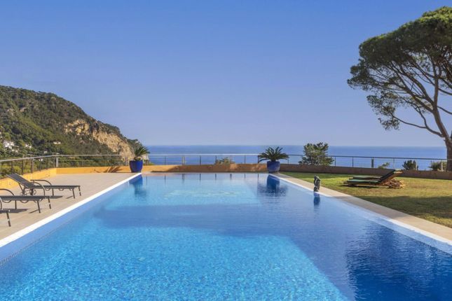 Thumbnail Villa for sale in Begur, Costa Brava, Catalonia