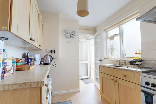 56, Grove Road, Portland photo 4