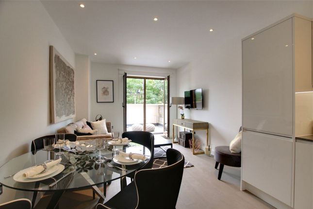 1 Bedroom Flat For Sale In Ziggurat House Grosvenor Road