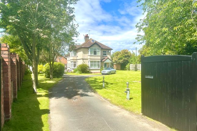 Thumbnail Detached house to rent in Old Eign Hill, Hereford