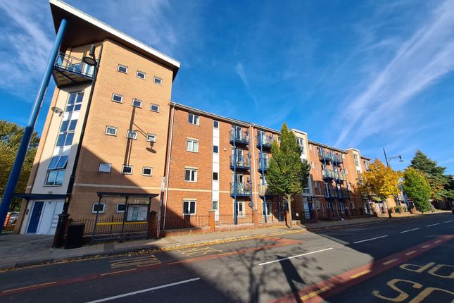 Thumbnail Flat to rent in 288 Stretford Road, Hulme, Manchester.
