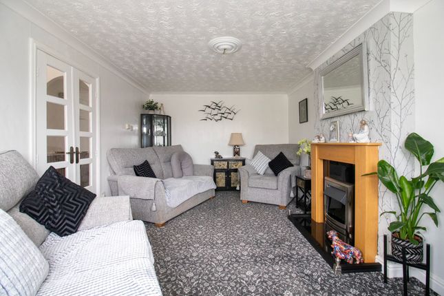 53 The Meadows, Scunthorpe photo 3