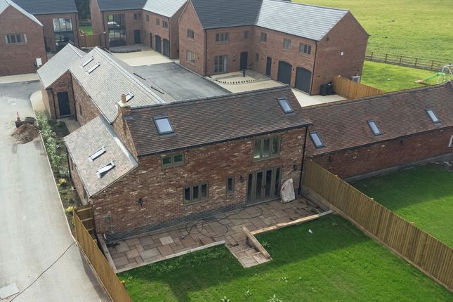 Thumbnail Barn conversion for sale in Measham Road, Leicestershire
