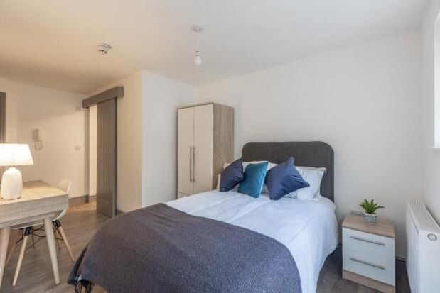 Thumbnail Room to rent in Beecroft, Beecroft Road, Cannock