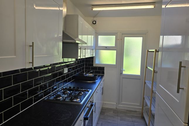 85, Clacton Road, Walthamstow photo 5