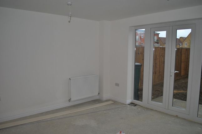 7, Rutherford Way, Biggleswade photo 4