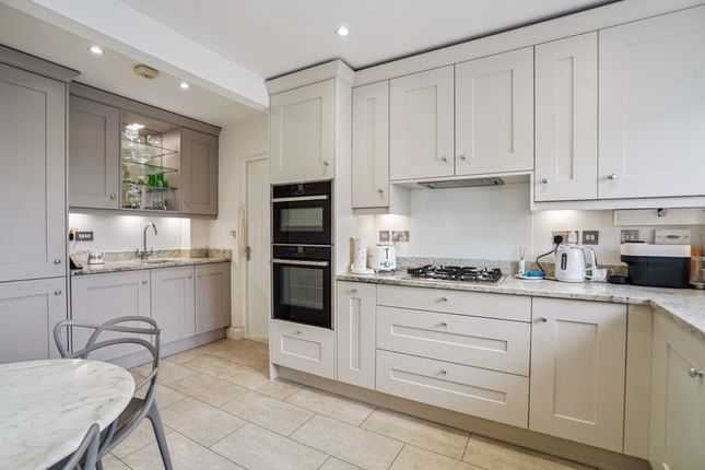 Fir Tree Cottage, New Road, Cookham photo 3