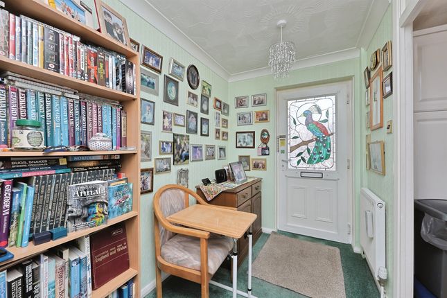 1, Cedar Court, Wymondham photo 4