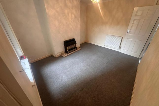 100 Fabian Way, Swansea photo 4