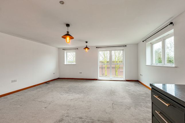 Flat Flat 21, Howlett Heights, 478, Rayleigh Road, Leigh-on-sea photo 3
