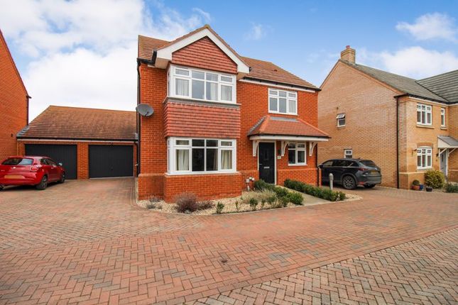 Thumbnail Detached house for sale in Goldfinch Place, Lower Stondon