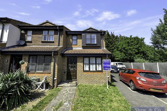 End terrace house for sale in Lanigan Drive, Hounslow