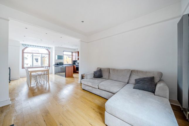 15c, Osward Road, London photo 3