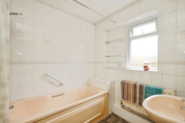 5, Woods Place, DOVER photo 3