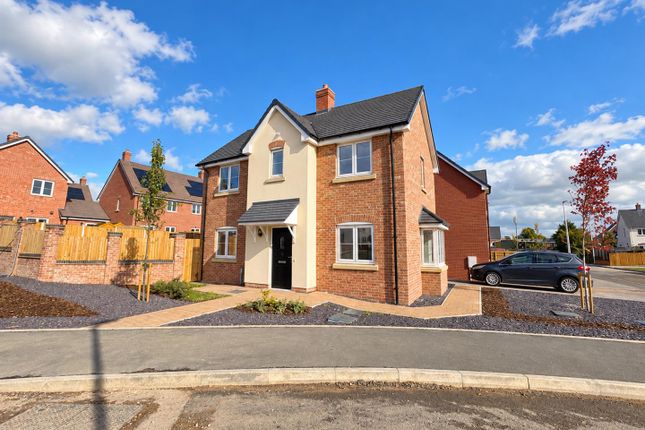 3-bed detached on Junction Road, Ellesmere, £1,250/mo