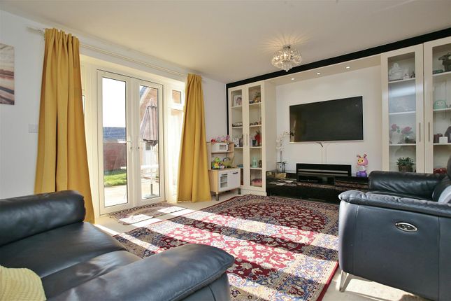 3, Cottongrass Road, Didcot photo 3