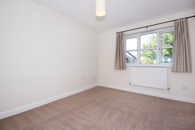 Evenlode Drive, Didcot photo 4