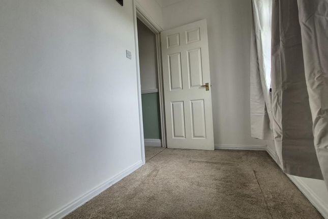 Wh Bedroom 2 3.Jpeg