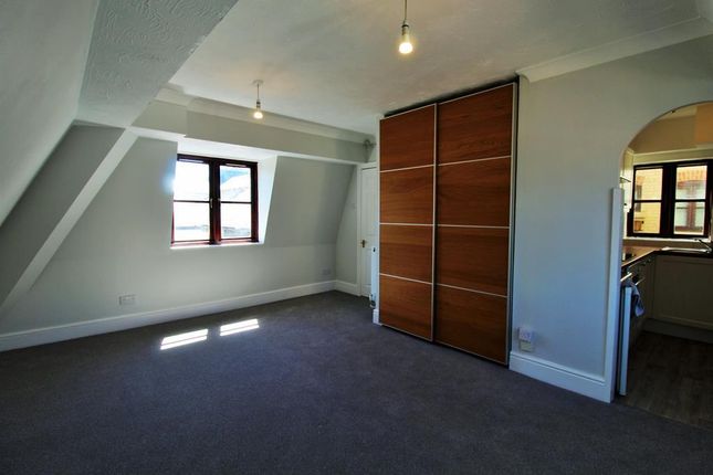 Studio for sale in River Meads, Stanstead Abbotts, Ware