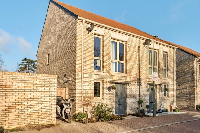 2-bed semi-detached on 28 LAVENDER DRIVE, East Oxford, Oxford, £400,000